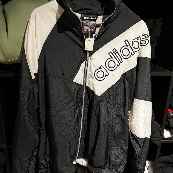 Adidas dead stock vintage 90s wind breaker - Picture 5 of 5